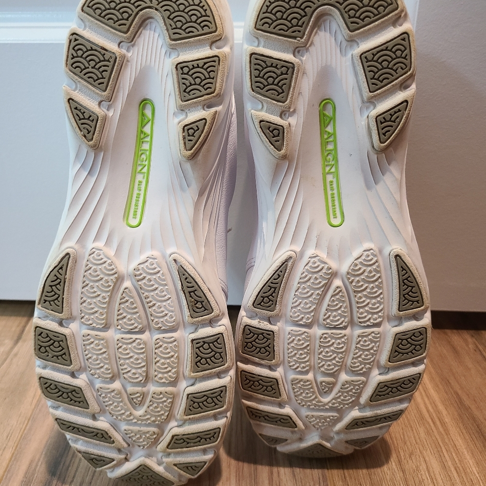 Nurse Mates Velocity Align Nursing Shoes Gem